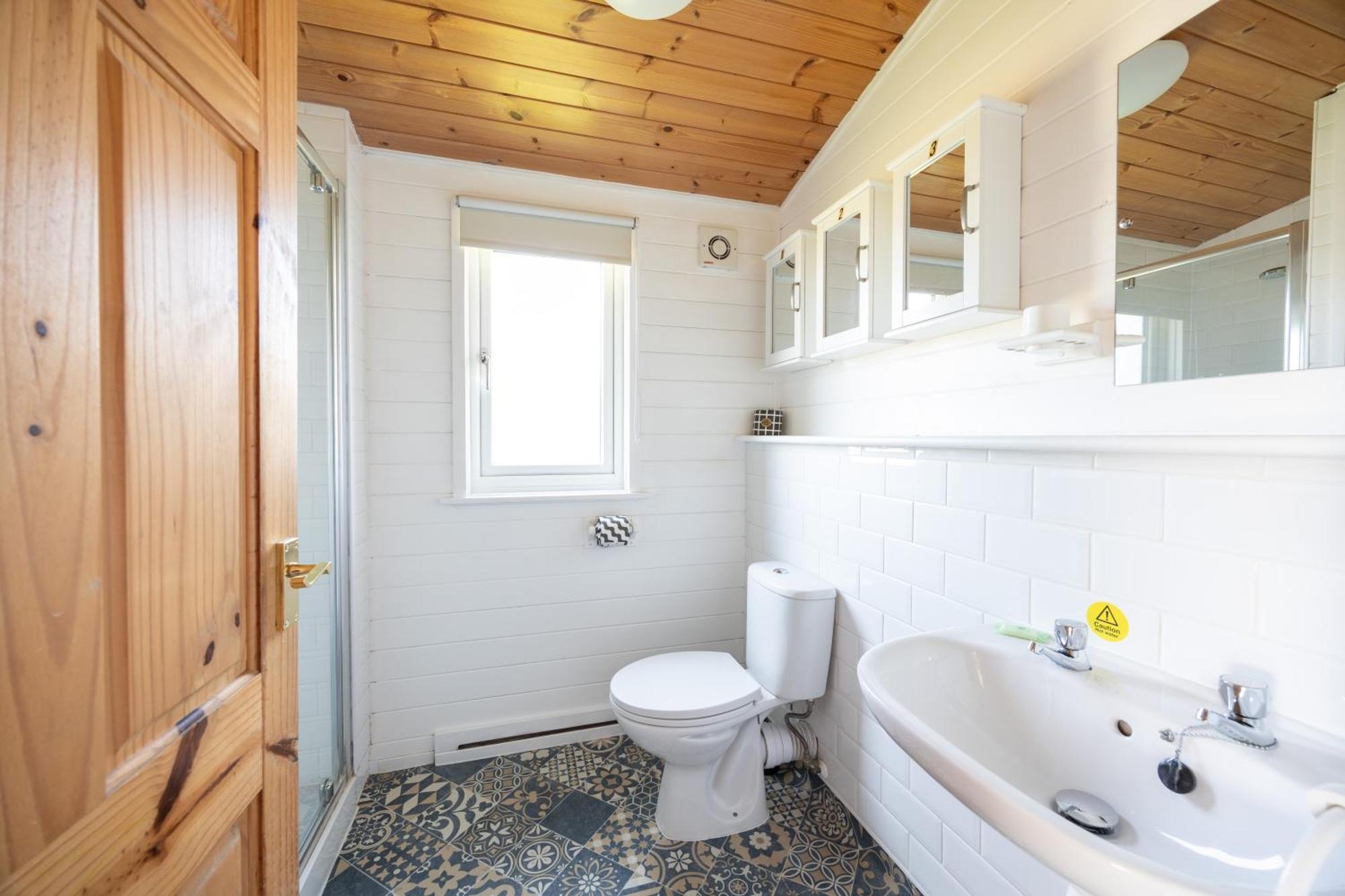 West Chalet At Tapnell Farm Yarmouth  Ngoại thất bức ảnh