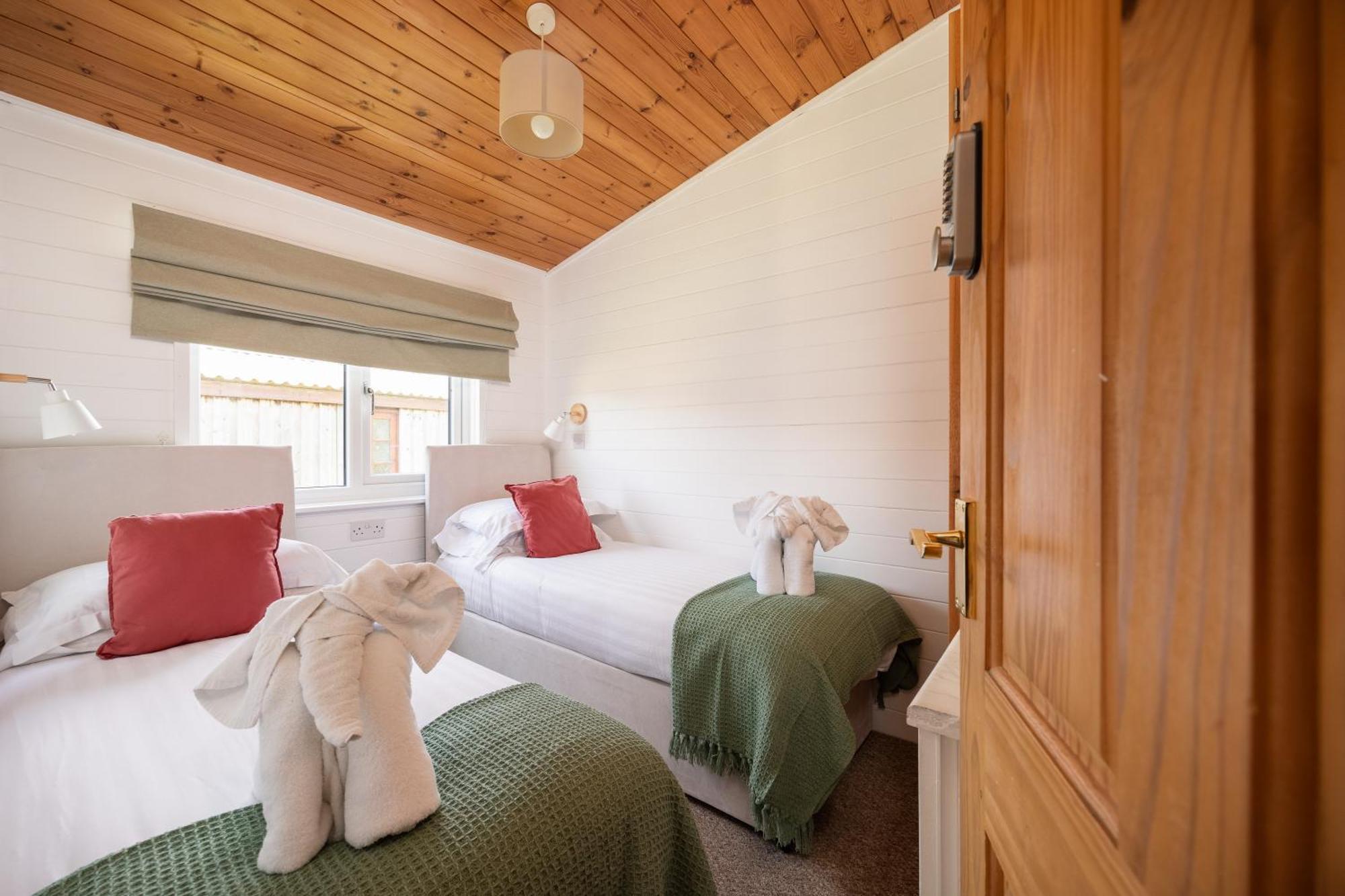 West Chalet At Tapnell Farm Yarmouth  Ngoại thất bức ảnh